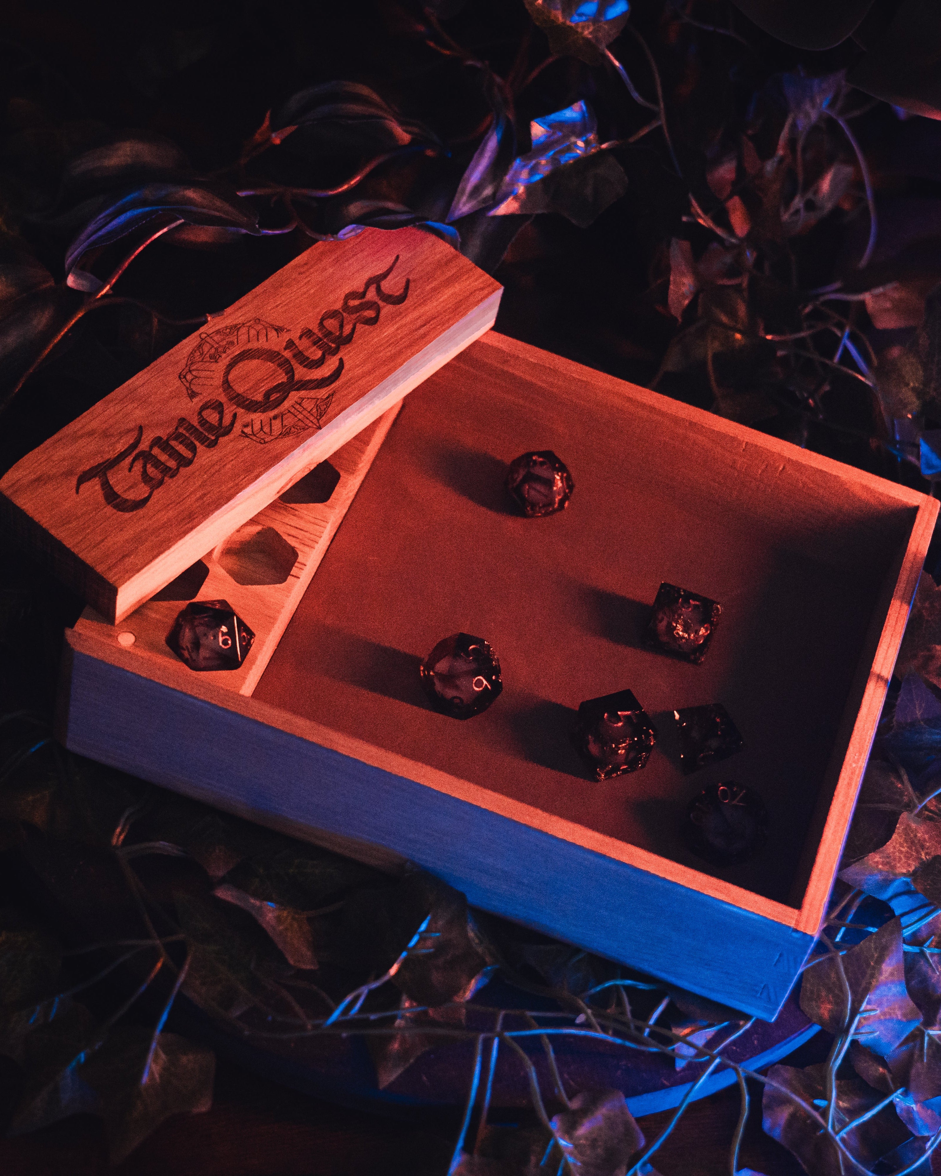 Piste à dés Table Quest avec une boîte à dés